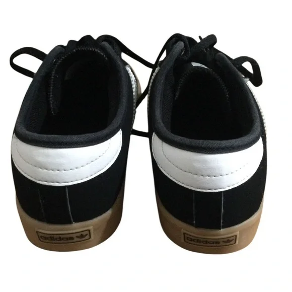 Men's Adidas Seeley Black - Picture 2 of 7